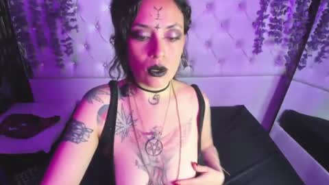 Snapshot of fenix_lilith69 chatting on 07.24.26 Fenix Lilith69 online show from 07.24.26