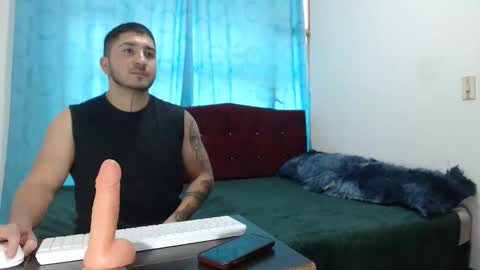 Snapshot of fenix_mu chatting on 05.17.26 fenix_mu online show from 05.17.26