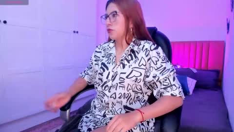 Snapshot of fer_angel_ chatting on 01.31.25 Fernanda online show from 01.31.25