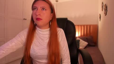 Snapshot of fer_angel_ chatting on 02.17.25 Fernanda online show from 02.17.25