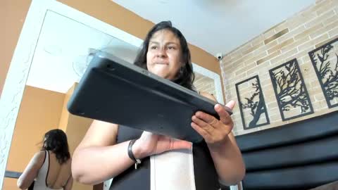 Snapshot of fer_florez chatting on 06.04.26 fer_florez online show from 06.04.26