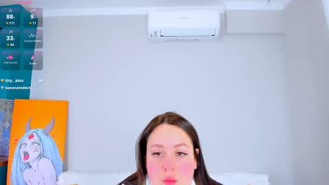 Snapshot of feral__berry__ chatting on 02.12.25 Regi online show from 02.12.25