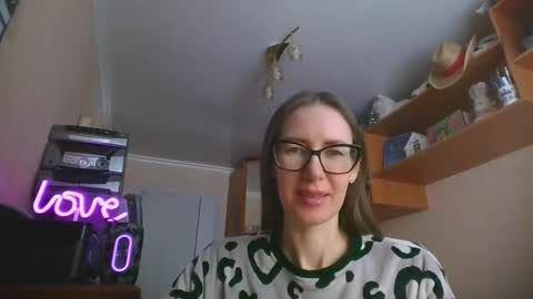 Snapshot of feraliss chatting on 02.04.26 feraliss online show from 02.04.26