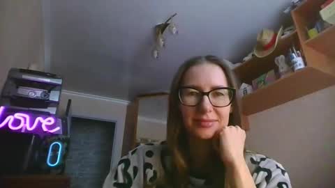 Snapshot of feraliss chatting on 02.06.26 feraliss online show from 02.06.26