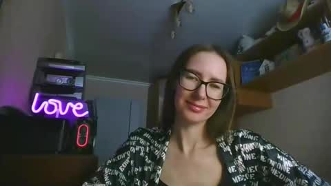 Snapshot of feraliss chatting on 02.16.26 feraliss online show from 02.16.26