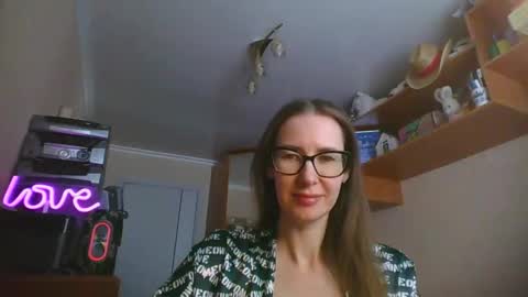 Snapshot of feraliss chatting on 02.22.26 feraliss online show from 02.22.26
