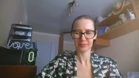 Snapshot of feraliss chatting on 03.11.26 feraliss online show from 03.11.26