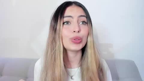 fernanda  online show from 02.25.26