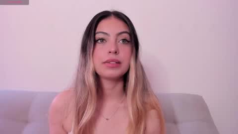 Snapshot of fernanda_aaa chatting on 05.20.26 fernanda online show from 05.20.26