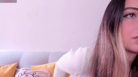 Snapshot of fernanda_aaa chatting on 06.08.26 fernanda online show from 06.08.26