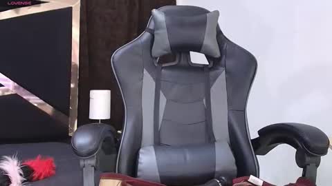 Fernandabrown s online show from 12.17.25