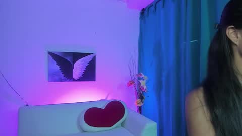 Snapshot of fernandaeloisa chatting on 12.21.25 FernandaEloisa online show from 12.21.25