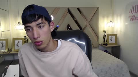 FER PHOENIX online show from 12.30.24