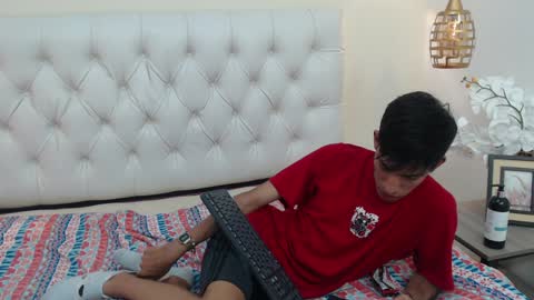 FER PHOENIX online show from 02.03.25