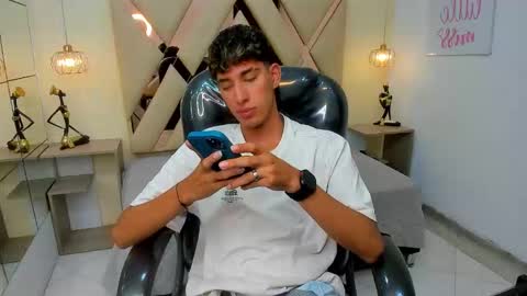 FER PHOENIX online show from 02.02.26