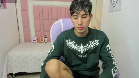 FER PHOENIX online show from 04.10.26