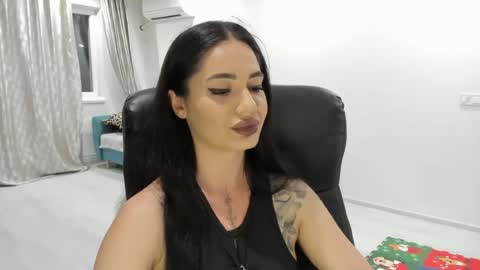 Snapshot of fetishcatalea chatting on 06.12.26 Catalea DM online show from 06.12.26