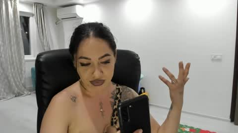 Snapshot of fetishcatalea chatting on 06.15.26 Catalea DM online show from 06.15.26