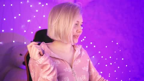 Rey online show from 12.13.24