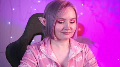 Rey online show from 02.14.25