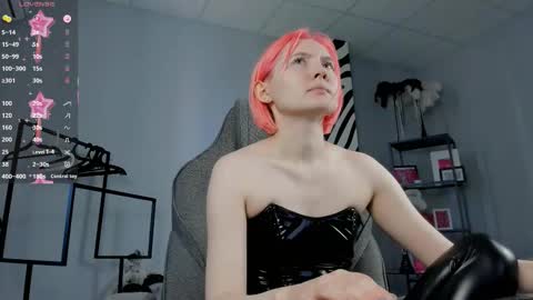 Rey online show from 09.13.25