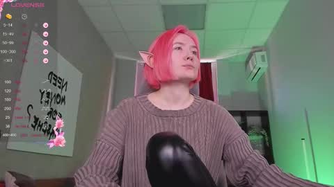 Rey online show from 09.19.25