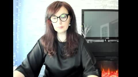 Snapshot of fey_bb chatting on 04.13.26 Milana online show from 04.13.26