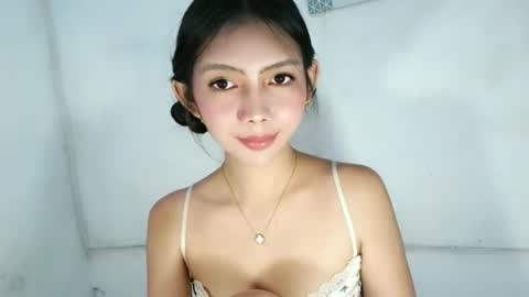 feyaaa online show from 04.21.26