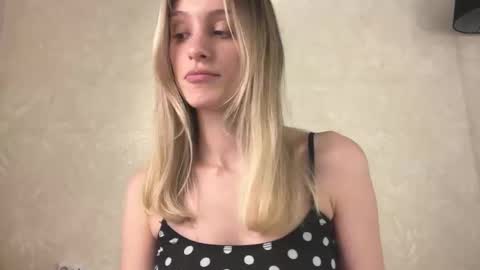 Lisa online show from 01.12.26