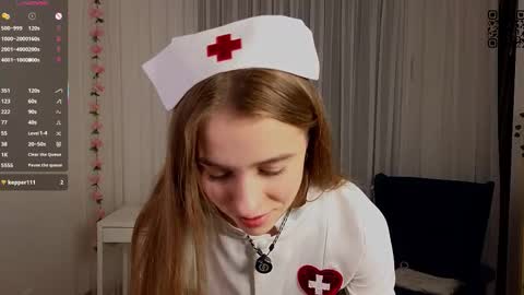 Snapshot of fideliastagnitto chatting on 11.27.25 Hello there im Isabela3 online show from 11.27.25