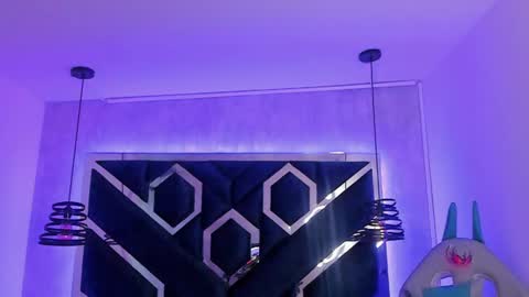   online show from 02.14.25