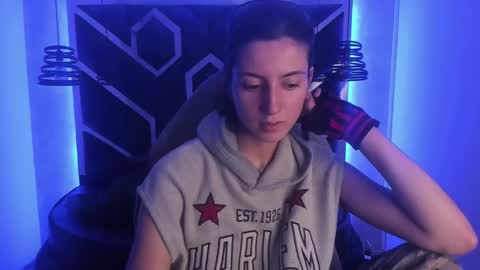   online show from 03.09.25