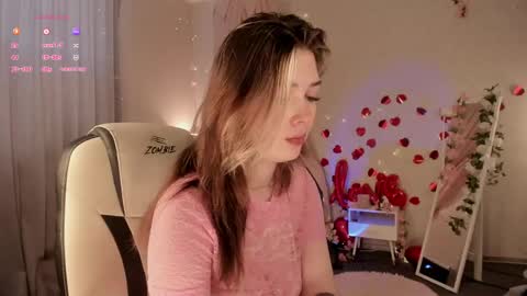 Snapshot of fieryfeline chatting on 04.25.26 Filla online show from 04.25.26