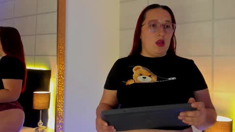 Snapshot of fieryluciana chatting on 10.08.25 Luciana online show from 10.08.25