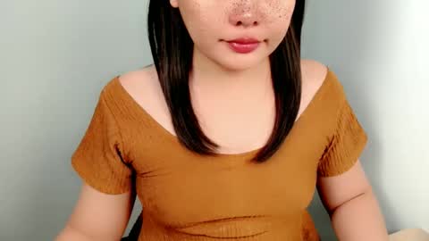 Snapshot of filipina_oh_carol chatting on 04.26.26 miss carol online show from 04.26.26