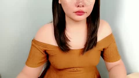 Snapshot of filipina_oh_carol chatting on 04.28.26 miss carol online show from 04.28.26