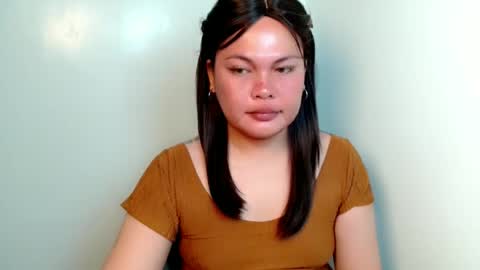 Snapshot of filipina_oh_carol chatting on 05.20.26 miss carol online show from 05.20.26