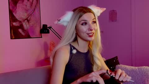 Snapshot of filipinaadams chatting on 12.22.24 cap and Lana online show from 12.22.24