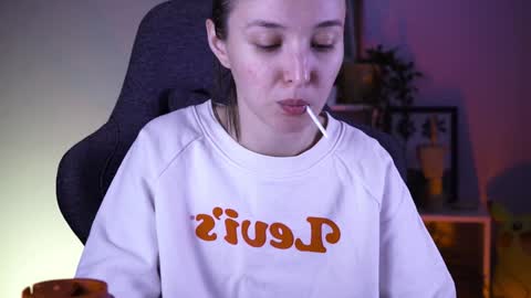 Snapshot of filipinaadams chatting on 12.26.24 cap and Lana online show from 12.26.24