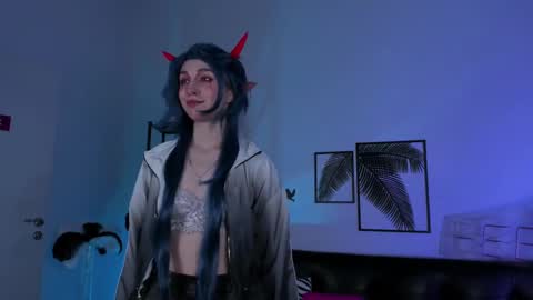 Snapshot of filipinaadams chatting on 03.09.25 cap and Lana online show from 03.09.25