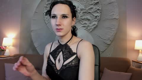 Honey Ill be waiting for you Tue Wed Thu Fri Sat Sun 10am-5pm online show from 01.31.25