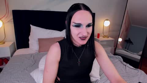 Honey Ill be waiting for you Tue Wed Thu Fri Sat Sun 10am-5pm online show from 03.11.25