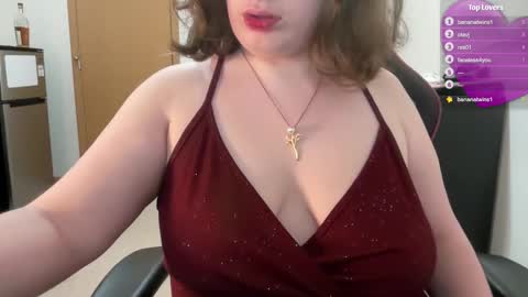 Snapshot of finalgirlangel chatting on 01.07.25 FinalGirlAngel online show from 01.07.25