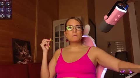 Snapshot of findom_lady_shine chatting on 06.26.26 Lady online show from 06.26.26