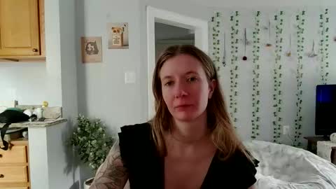 Snapshot of findomgoddessnatalia chatting on 05.15.26 Goddess Natalia Findom online show from 05.15.26