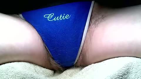Snapshot of findommommyeva chatting on 10.06.25 Findom Mommy Eva online show from 10.06.25