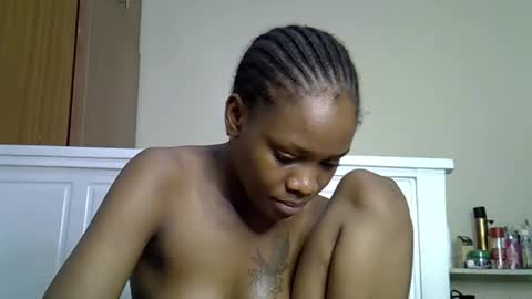 fine_queen12 online show from 01.15.25