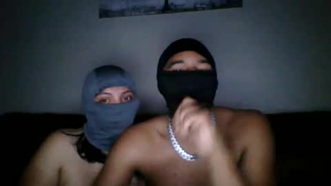 Snapshot of fineassmexican2224 chatting on 10.27.25 fineassmexican2224 online show from 10.27.25