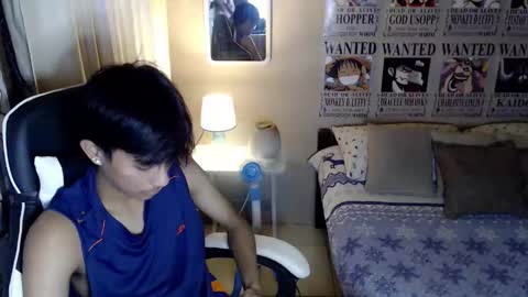 fineboii_rey18 online show from 04.30.26