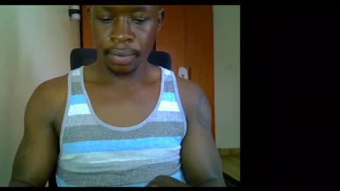 Snapshot of fineebony chatting on 05.16.26 HOT AND SWEET online show from 05.16.26